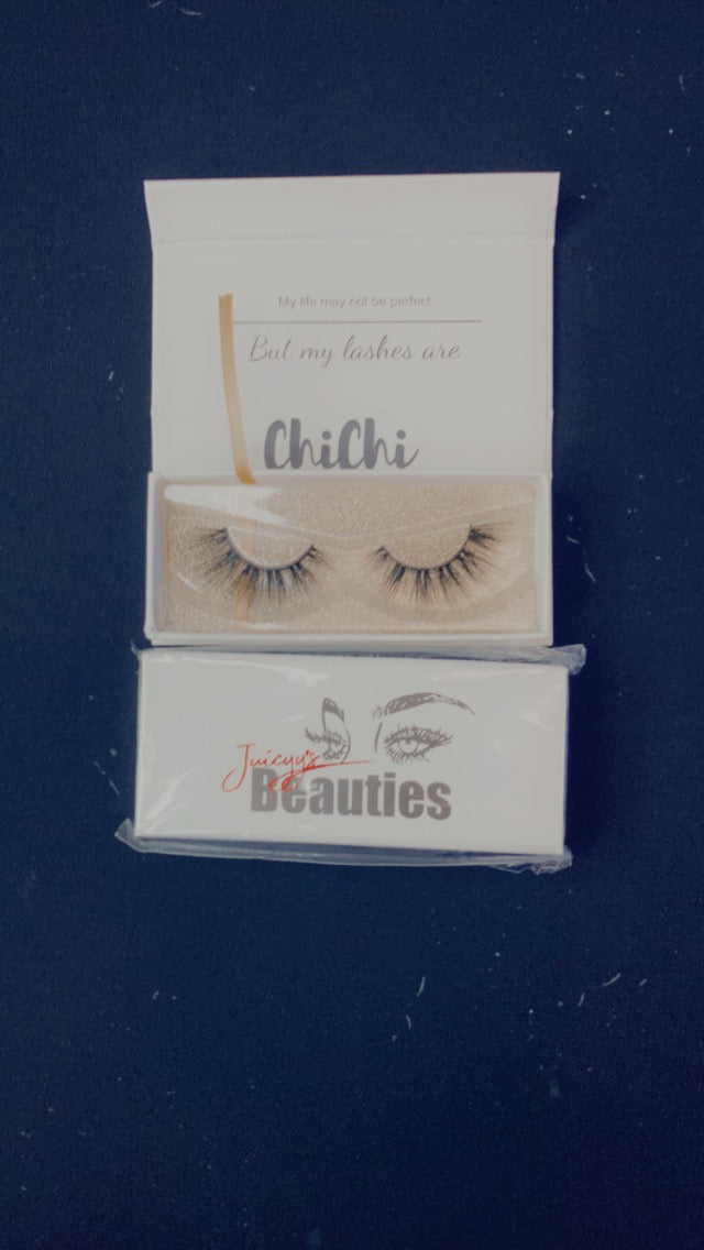 Juicyy’s Beauties Strip Lashes