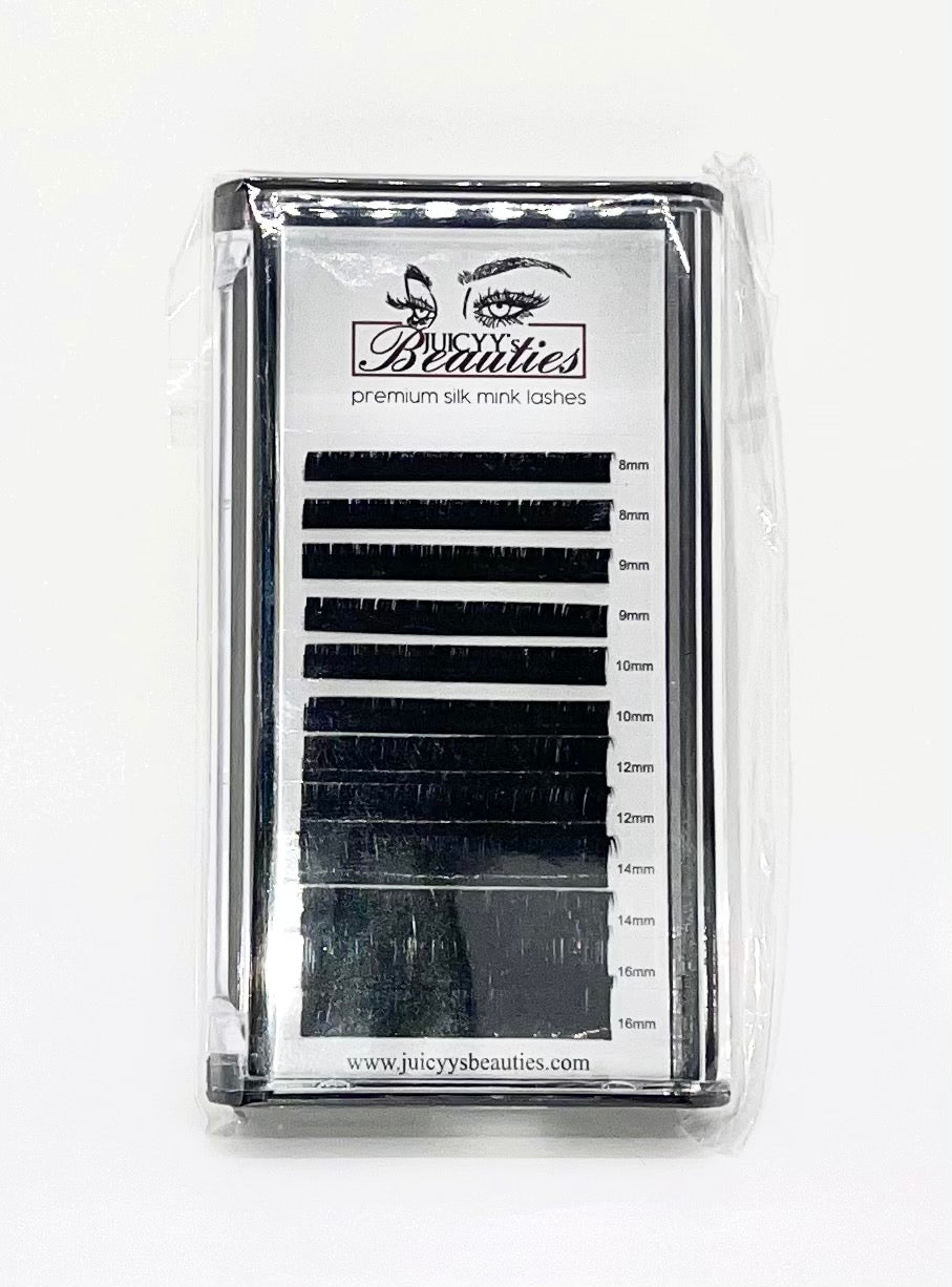 .05 Lash Tray